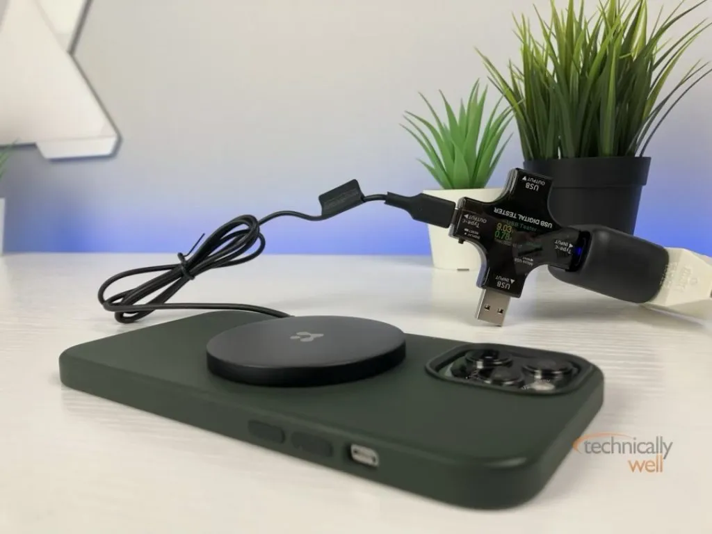 Spigen ArcField wireless charger