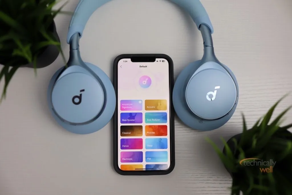 Soundcore Space One with Soundcore app