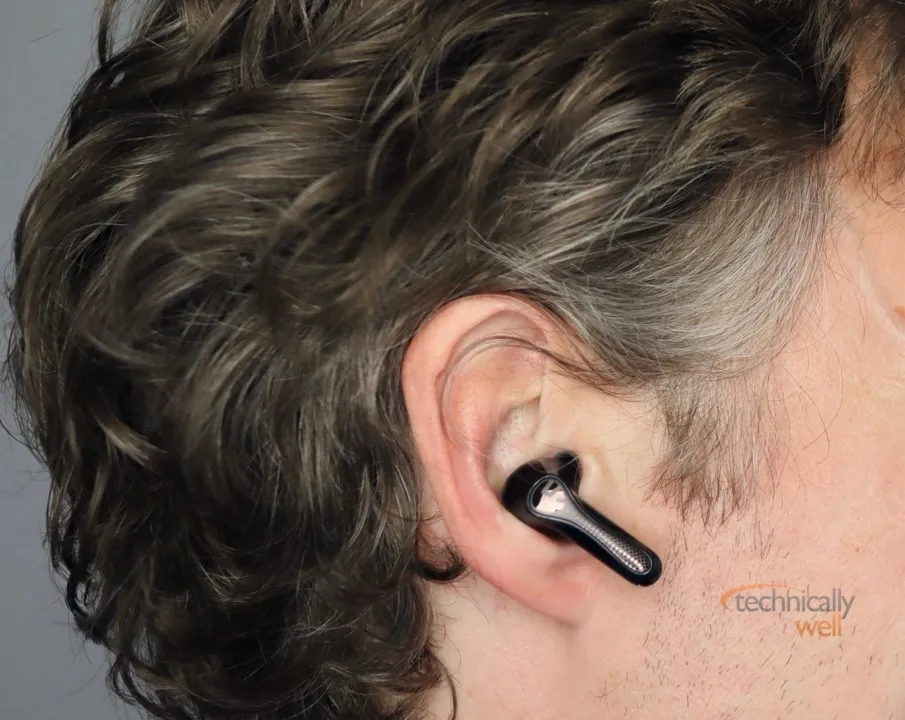 SoundPEATS Air5 Pro in my ear